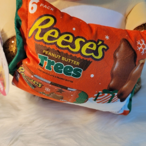 Snackles Zuru Rudi Reese's Peanut Butter Trees Plush Toy - Picture 4 of 10